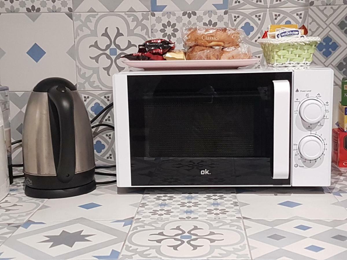 Attico Con Terrazza A Bari Lejlighed Eksteriør billede
