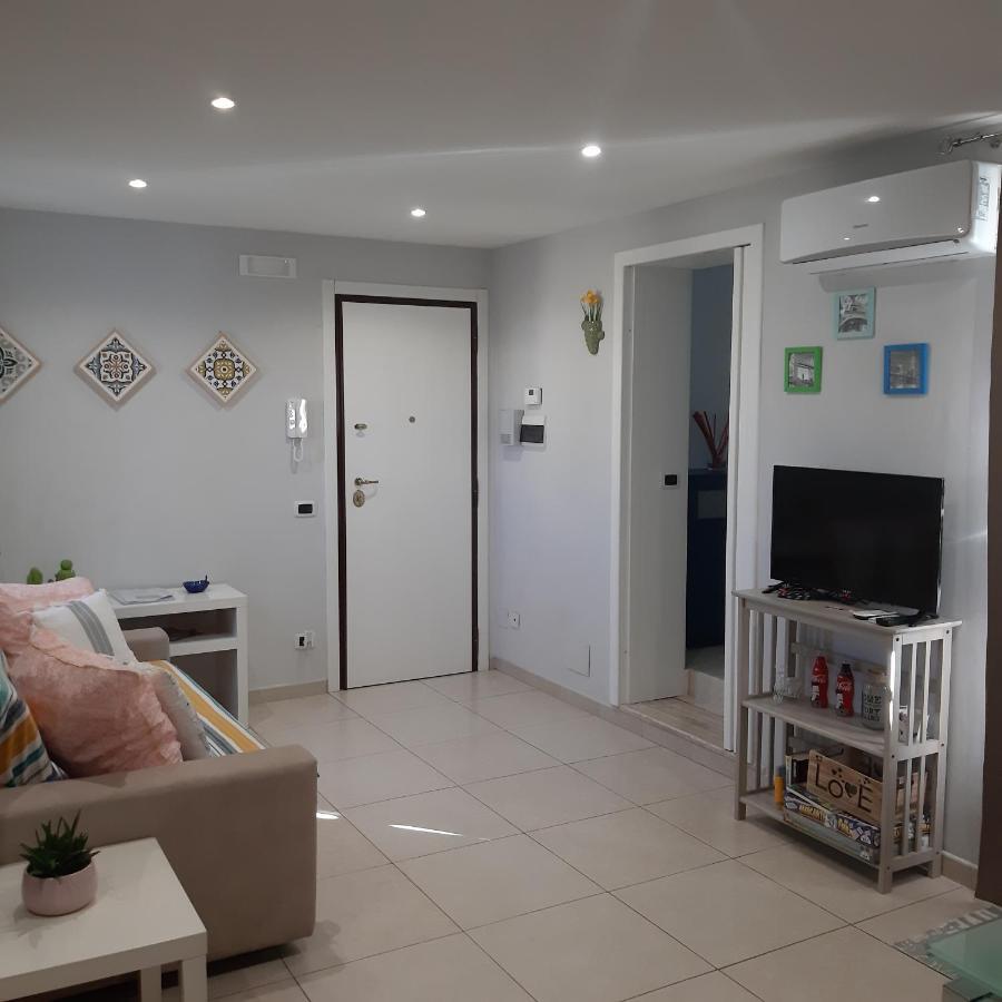 Attico Con Terrazza A Bari Lejlighed Eksteriør billede